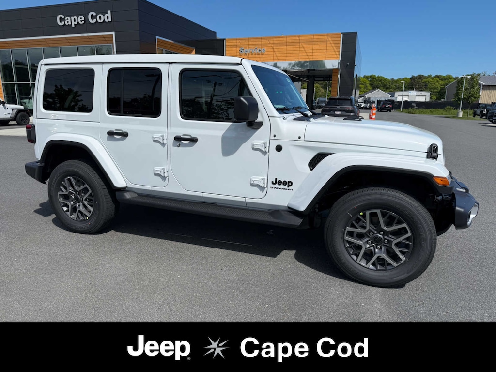 New 2026 Jeep Wrangler 4-DOOR SAHARA Sport Utility