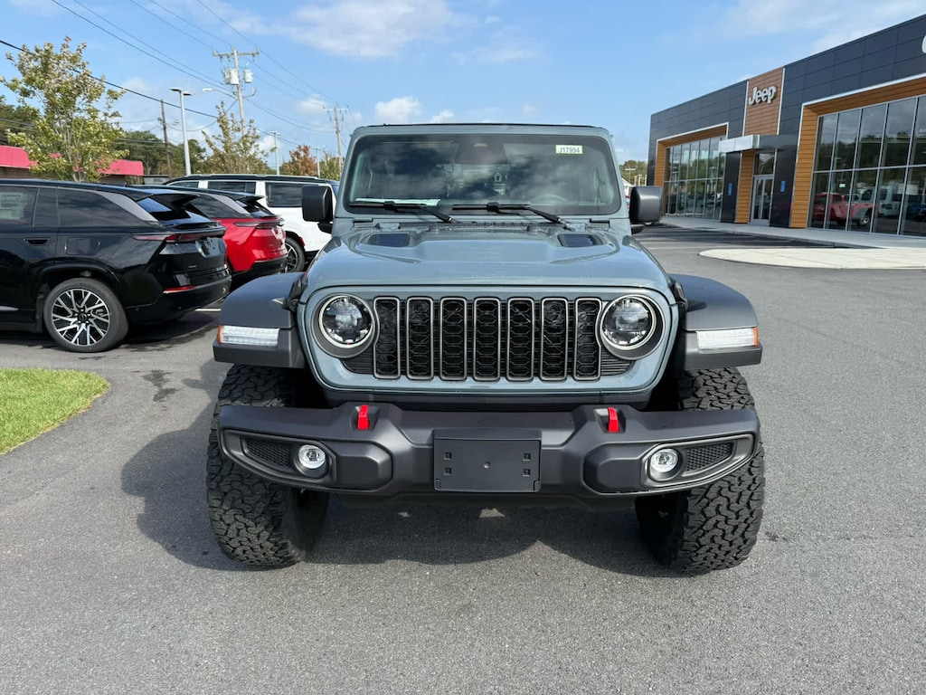 New 2026 Jeep Wrangler 4-DOOR RUBICON Sport Utility