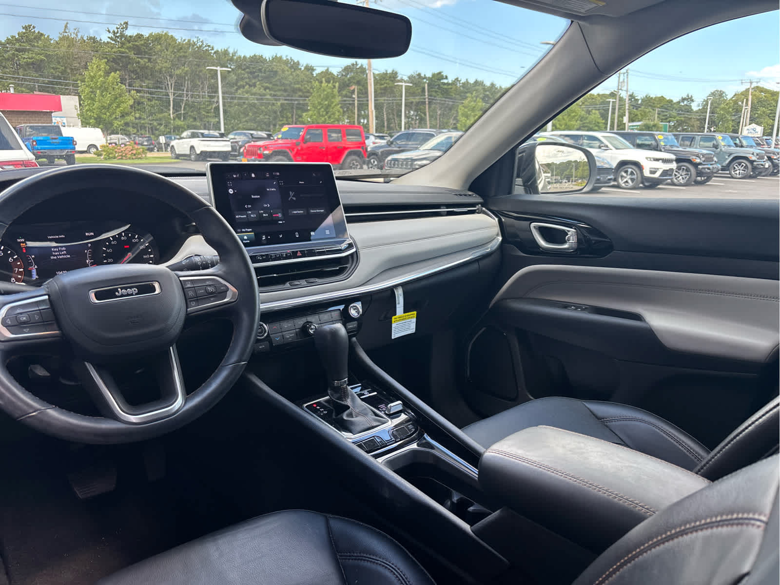 2022 Jeep Compass Limited photo 3