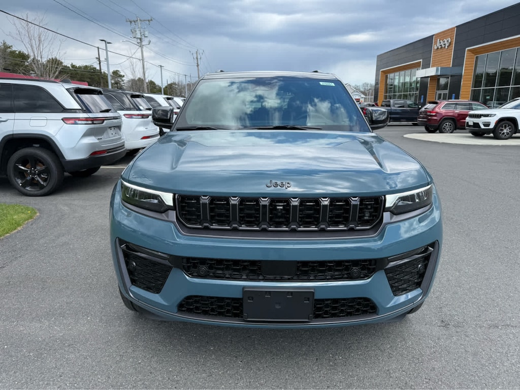 New 2026 Jeep Grand Cherokee SUMMIT 4X4 Sport Utility