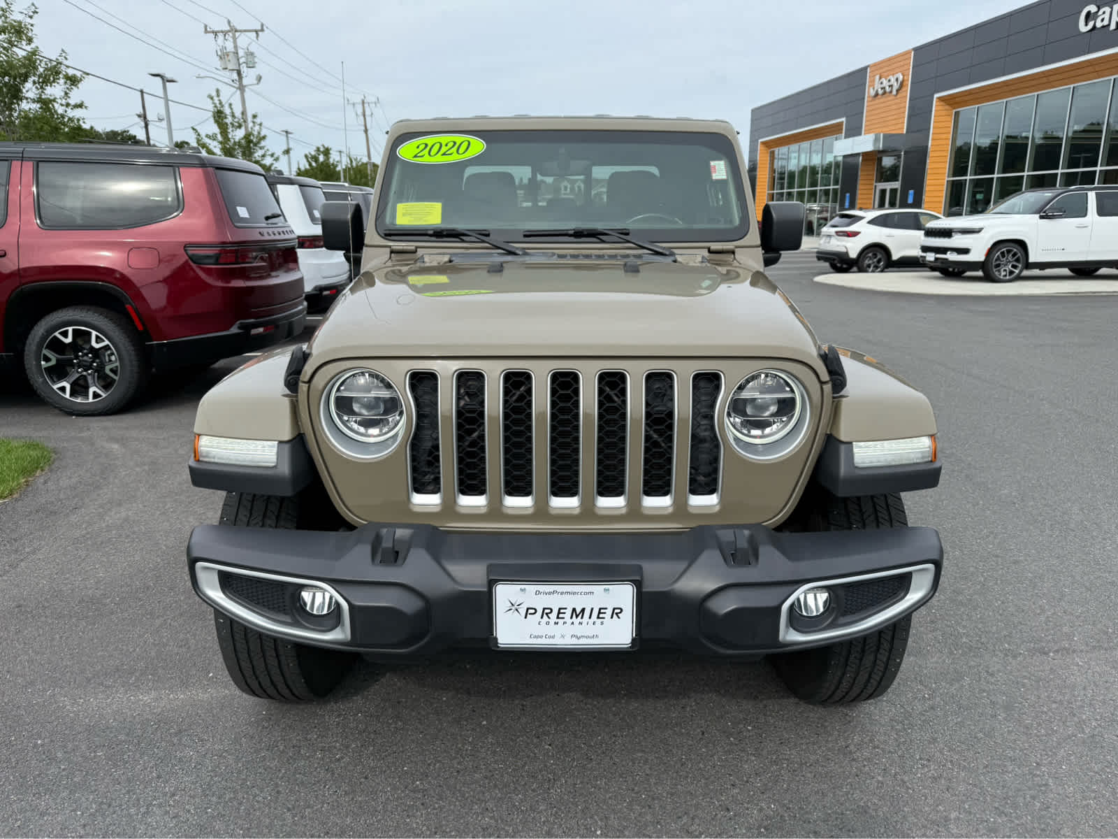 2020 Jeep Gladiator Overland photo 2
