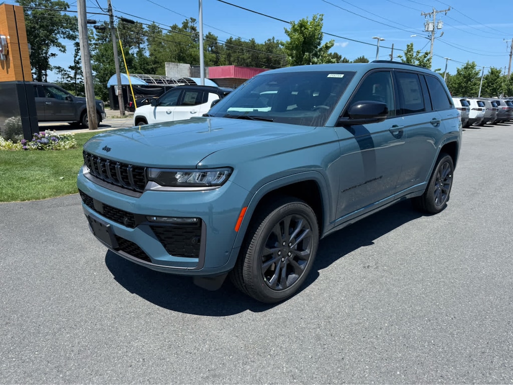 New 2026 Jeep Grand Cherokee LIMITED RESERVE 4X4 Sport Utility
