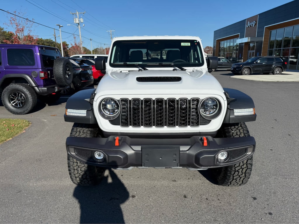 New 2026 Jeep Gladiator MOJAVE 4X4 Pickup