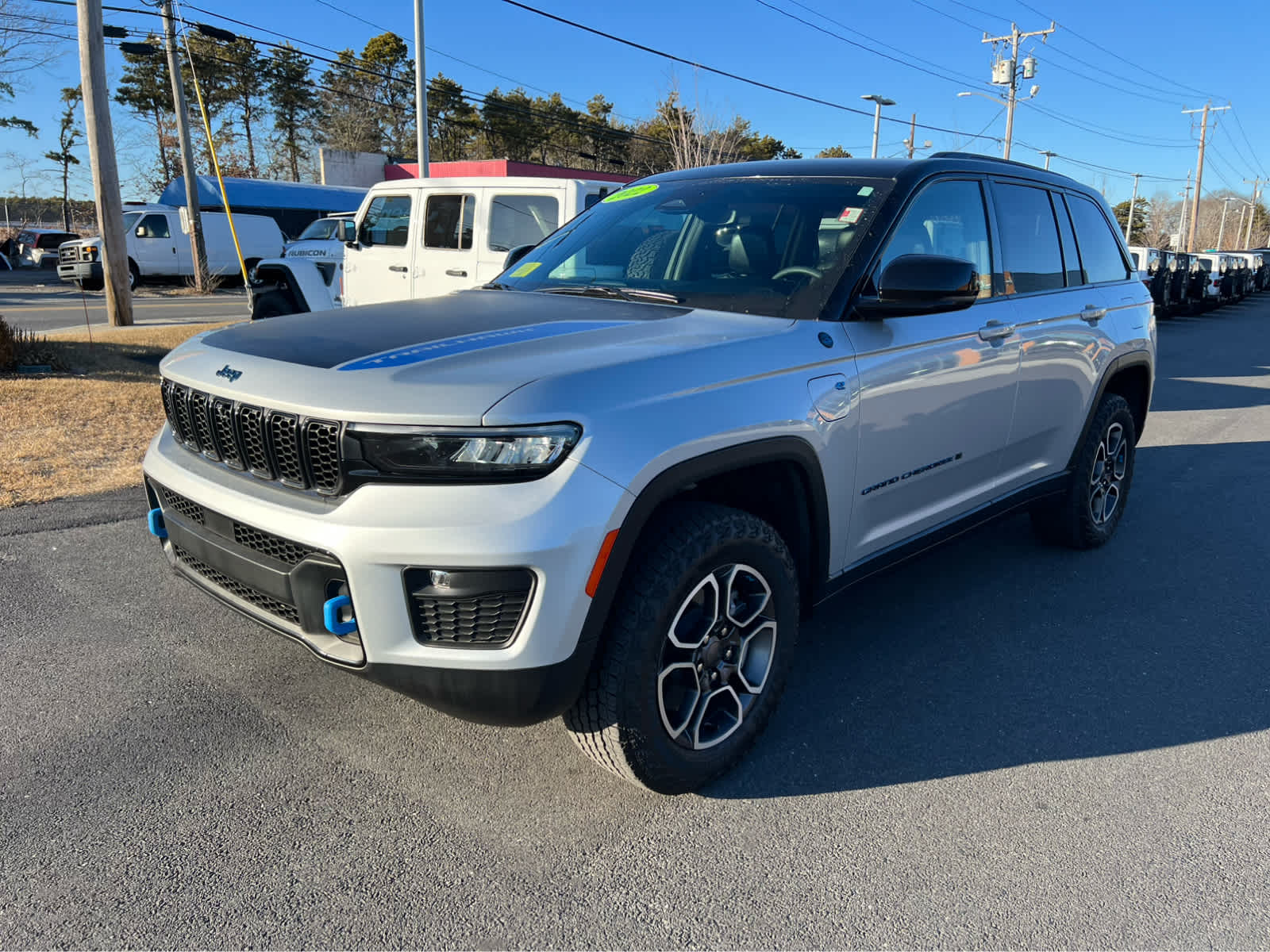 2022 Jeep Grand Cherokee 4xe Trailhawk photo 3