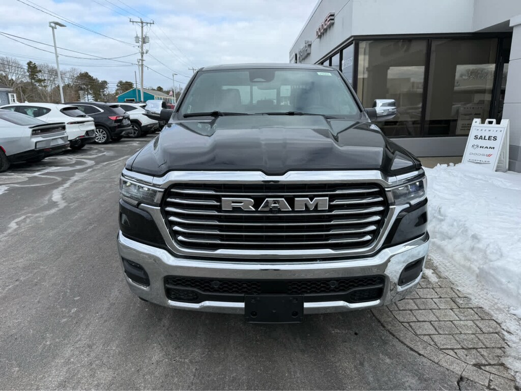 New 2026 Ram 1500 LARAMIE CREW CAB 4X4 5'7 BOX Pickup
