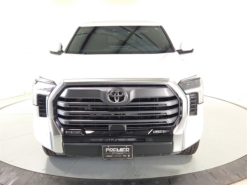 2025 Toyota Tundra Limited photo 2