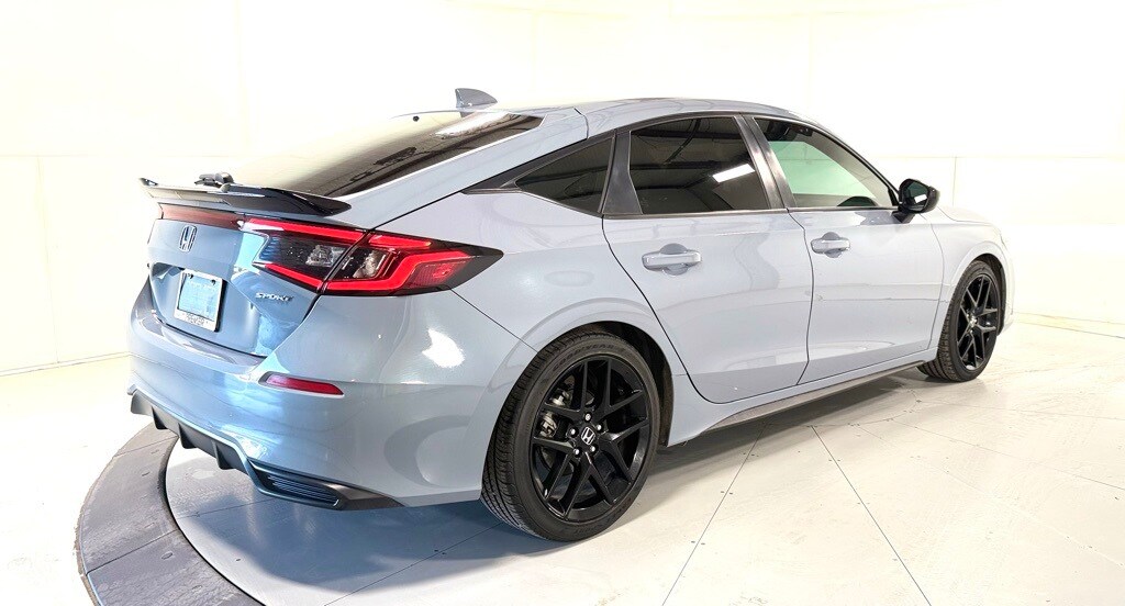 2023 Honda Civic Sport photo 3