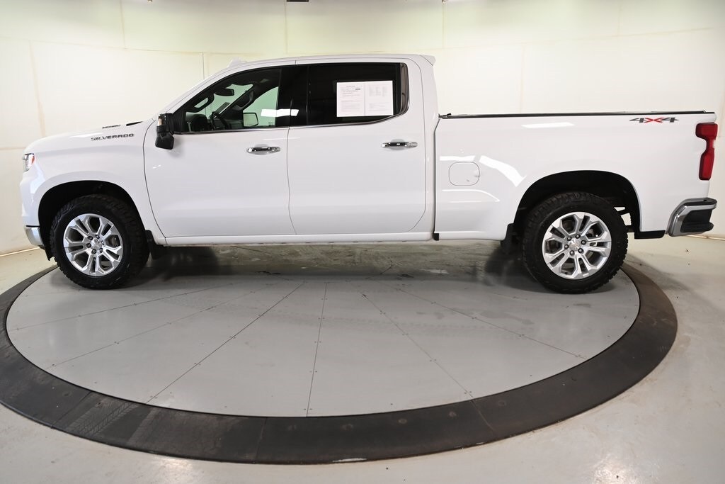 2024 Chevrolet Silverado 1500 LTZ photo 4