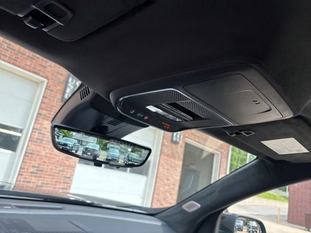 2026 GMC Acadia Denali Ultimate - Photo 31