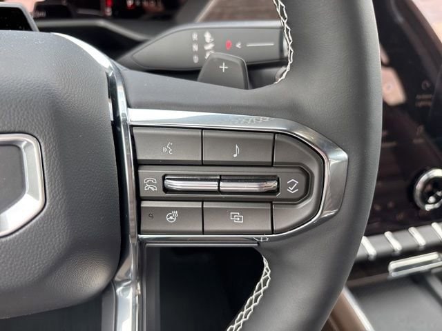 2026 GMC Acadia Denali Ultimate - Photo 28