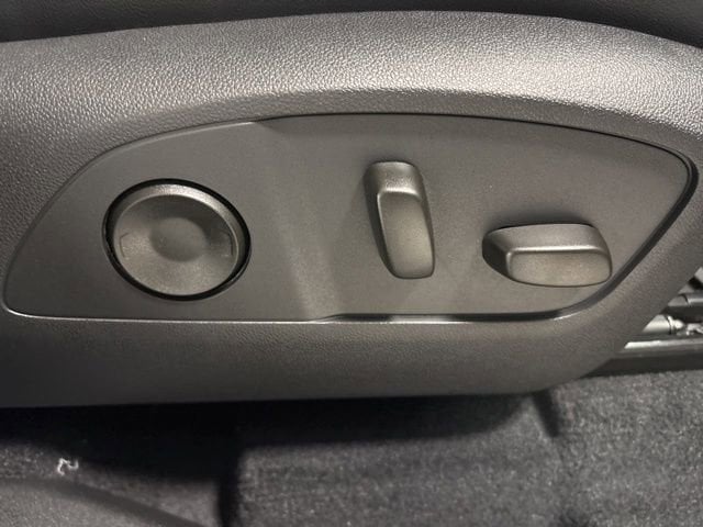 2026 GMC Acadia Elevation - Photo 24