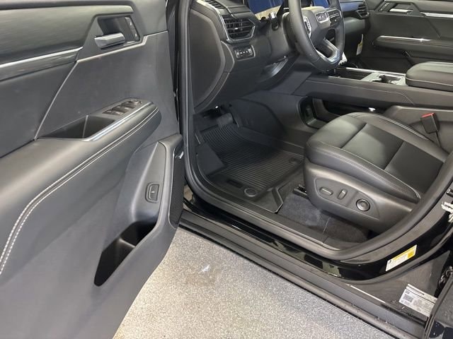 2026 GMC Acadia Elevation - Photo 13