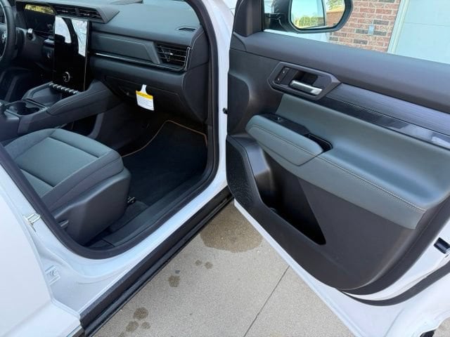 2026 GMC Terrain AT4 - Photo 21
