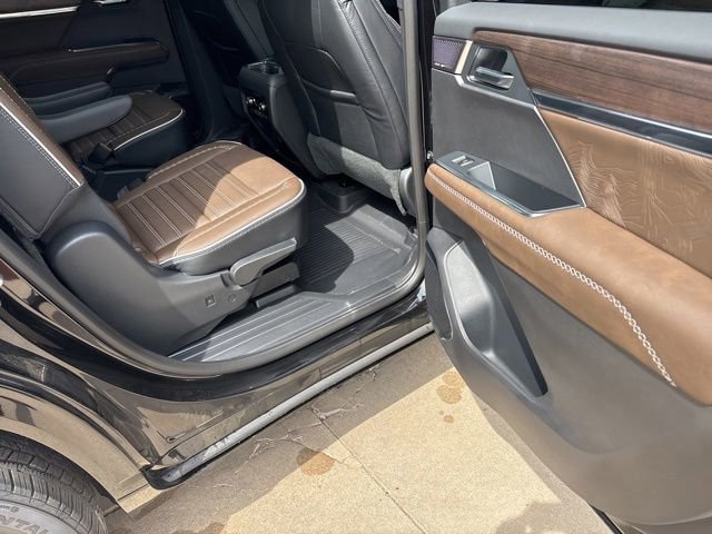 2026 GMC Acadia Denali Ultimate - Photo 20