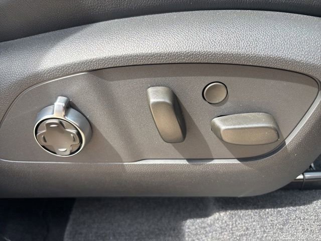 2026 GMC Acadia Denali Ultimate - Photo 24