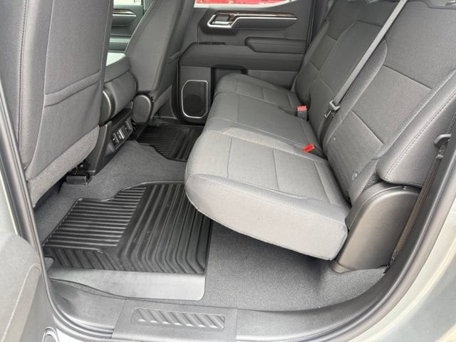 2026 GMC Sierra 1500 SLE - Photo 19