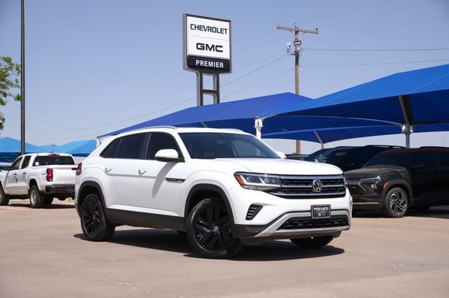 2022 Volkswagen Atlas Cross Sport 3.6L V6 SE w/Tech 4MOTION's photo