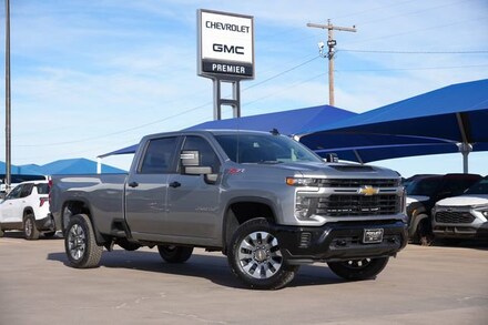 2026 Chevrolet Silverado 2500 HD Custom Truck