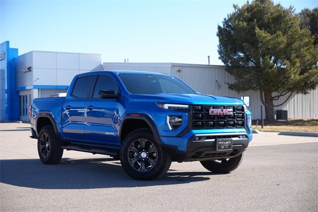 2024 GMC Canyon Elevation's photo