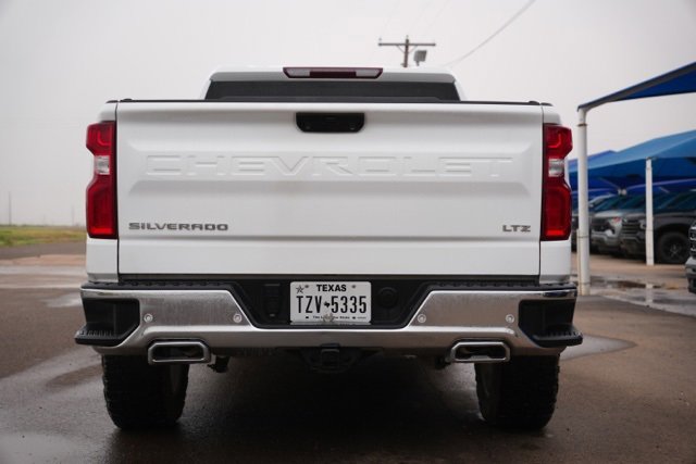 2024 Chevrolet Silverado 1500 LTZ photo 4