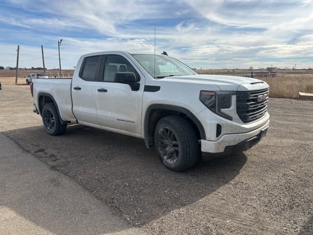 2023 GMC Sierra 1500 Pro's photo