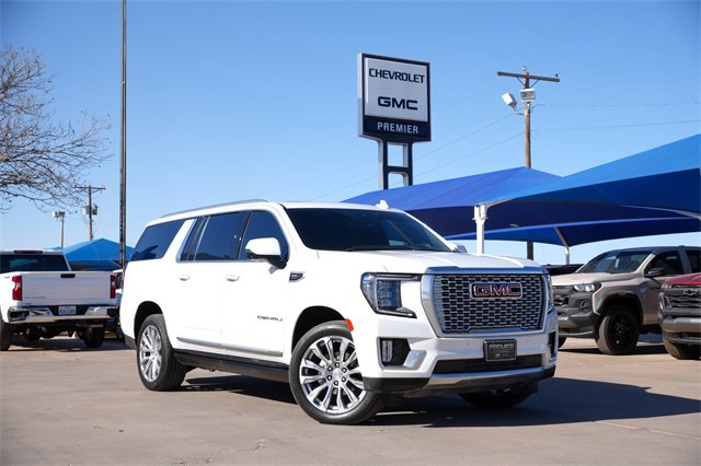 2023 GMC Yukon XL Denali's photo