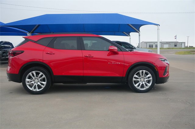 2019 Chevrolet Blazer Base 3LT photo 2