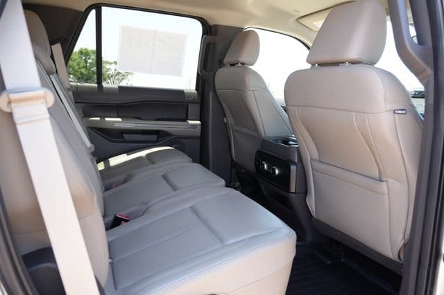 2021 Ford Expedition XLT - Photo 23