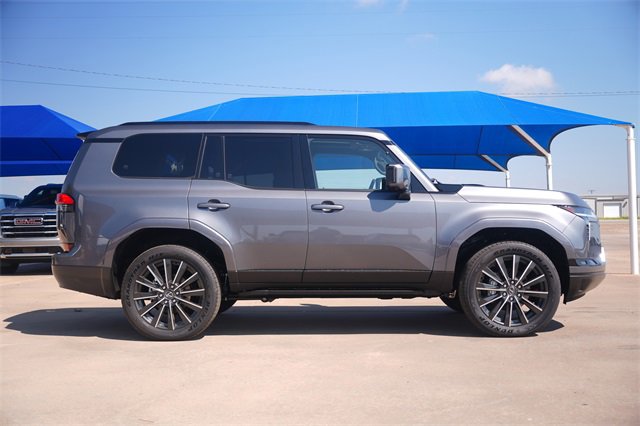 2025 Lexus GX 550 Luxury photo 2