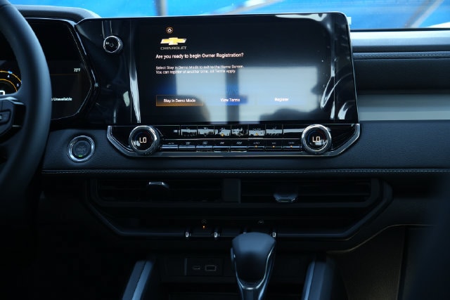 2026 Chevrolet Colorado LT - Photo 21