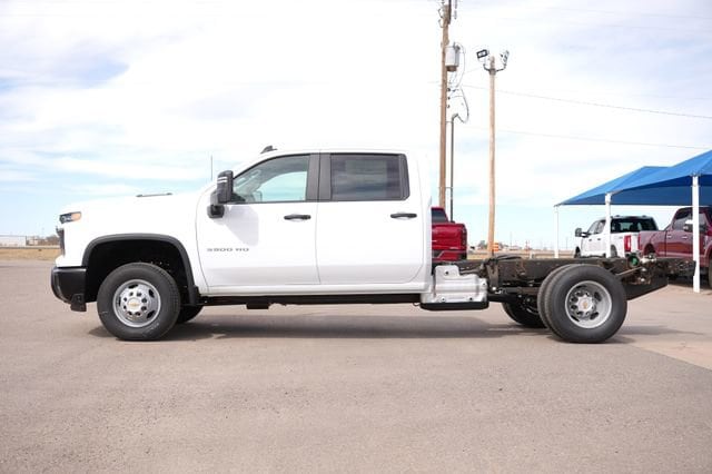 2026 Chevrolet Silverado 3500 HD Work Truck - Photo 7