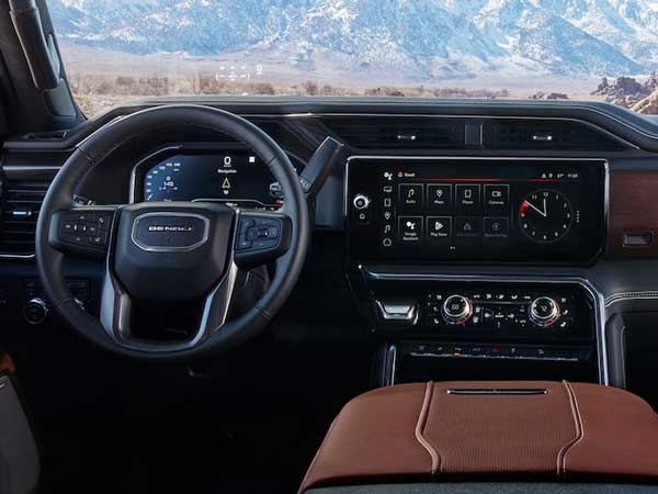 2025 GMC Sierra HD interior