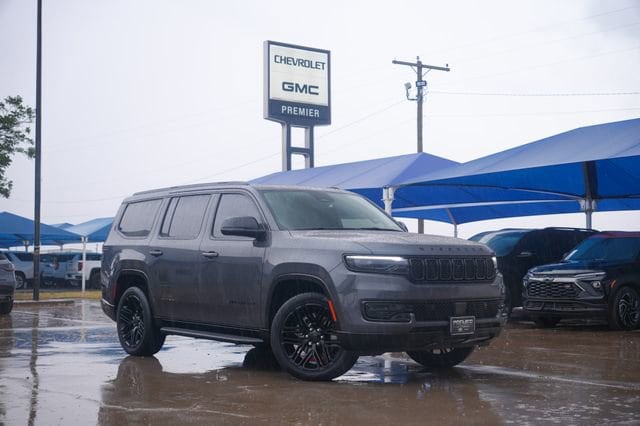 2024 Jeep Wagoneer Series II Carbide 4WD's photo