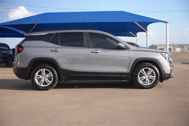 2023 Gmc Terrain SLE photo 2