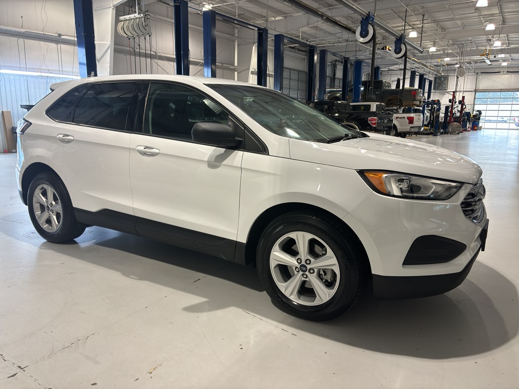Certified 2019 Ford Edge SE SUV