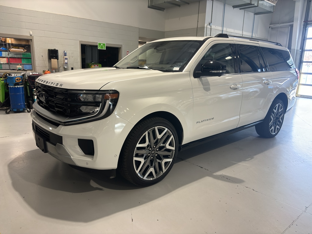 2025 Ford Expedition Platinum's photo