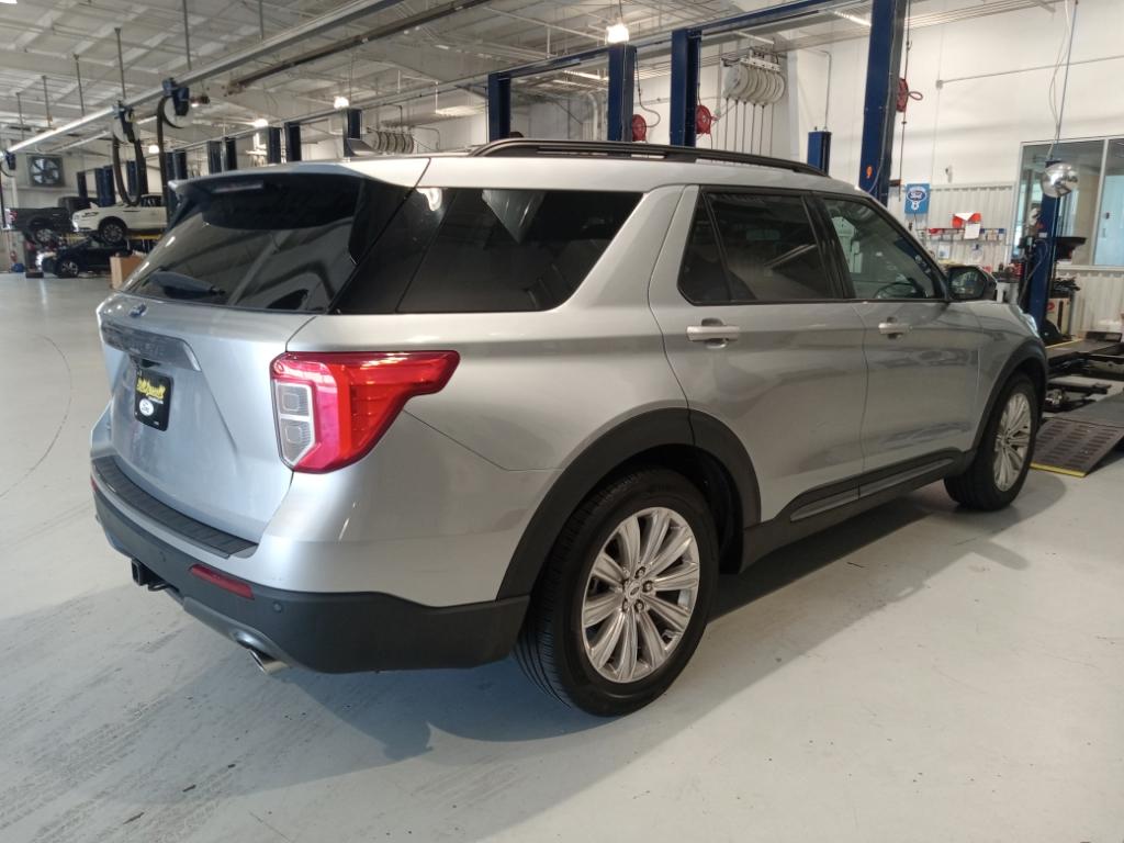 2022 Ford Explorer XLT 5