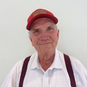Staff member Bill Russell from ID_4e8e6a674ce7