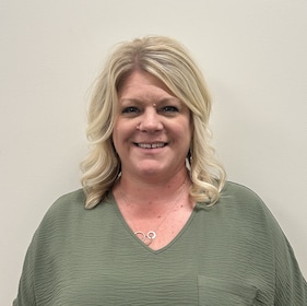 Staff member Holly Reeves from ID_c870cf624aed