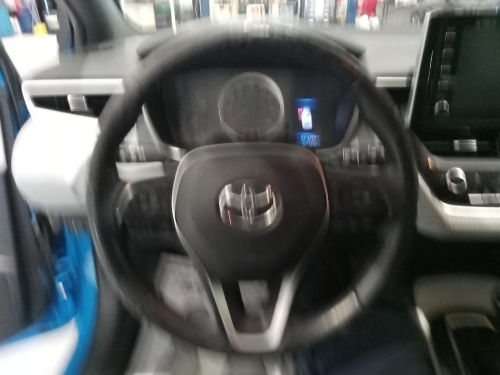 2019 Toyota Corolla Hatchback SE 13