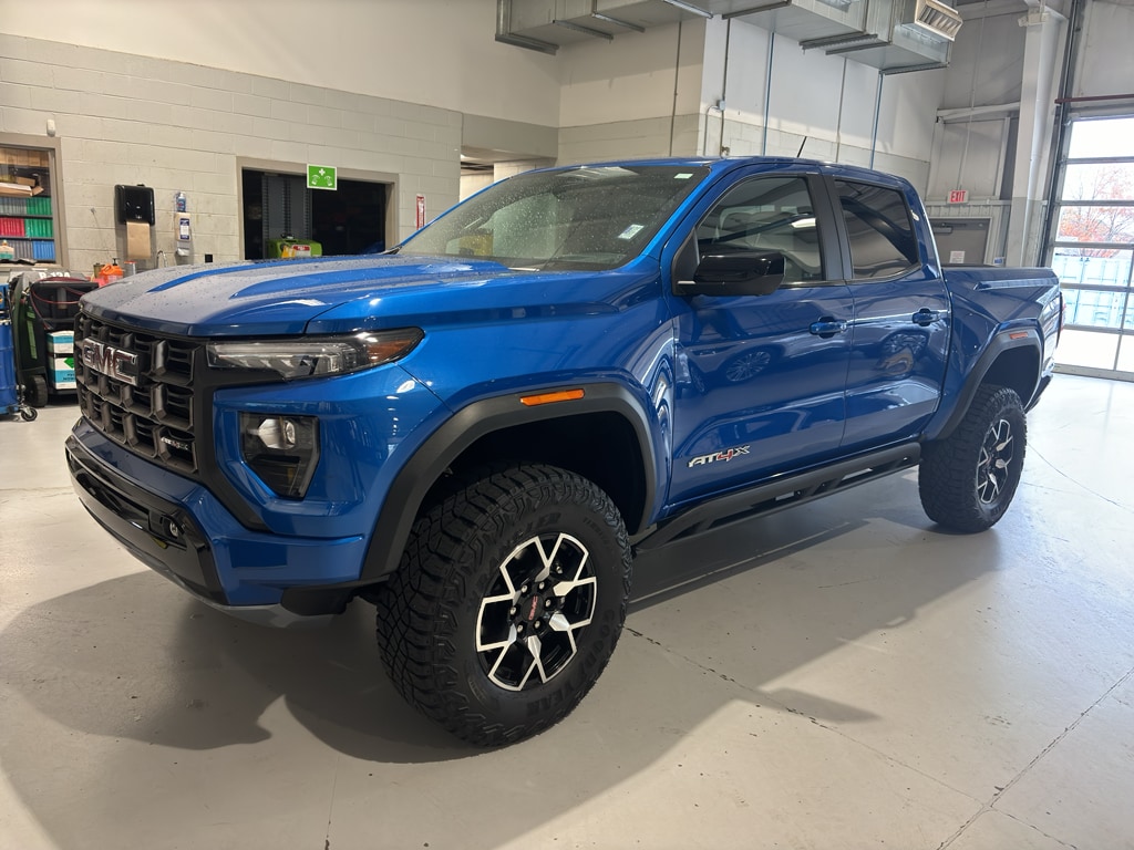 2023 GMC Canyon AT4X's photo