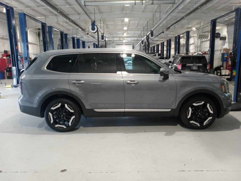 2023 Kia Telluride EX 4