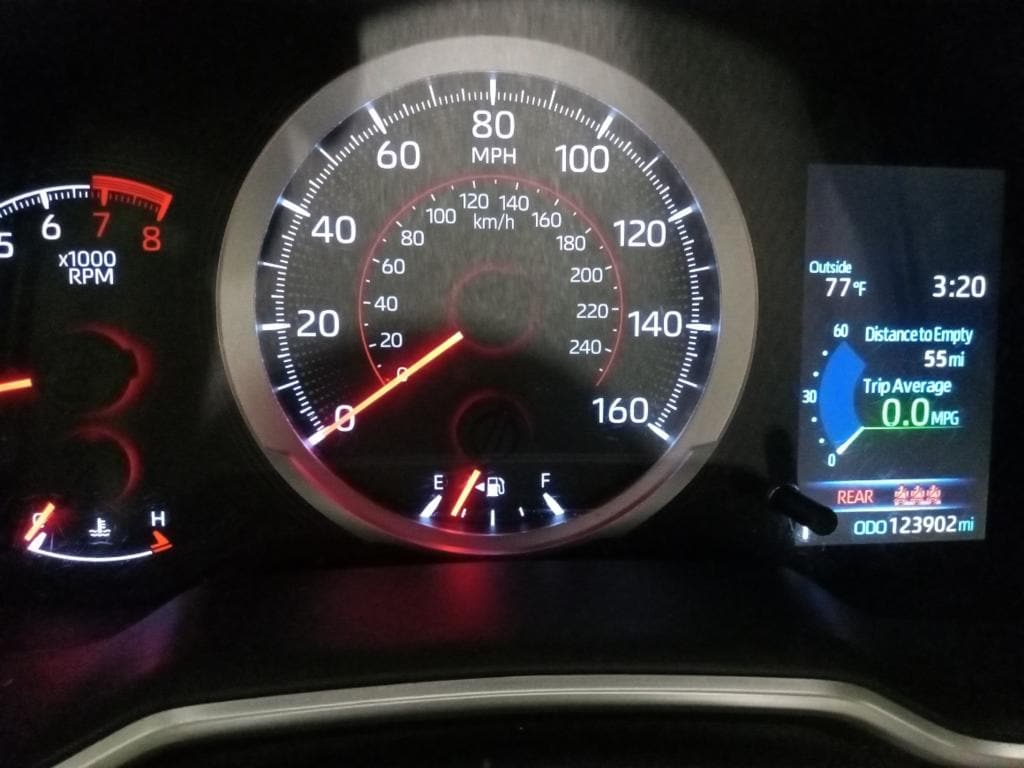 2019 Toyota Corolla Hatchback SE 14