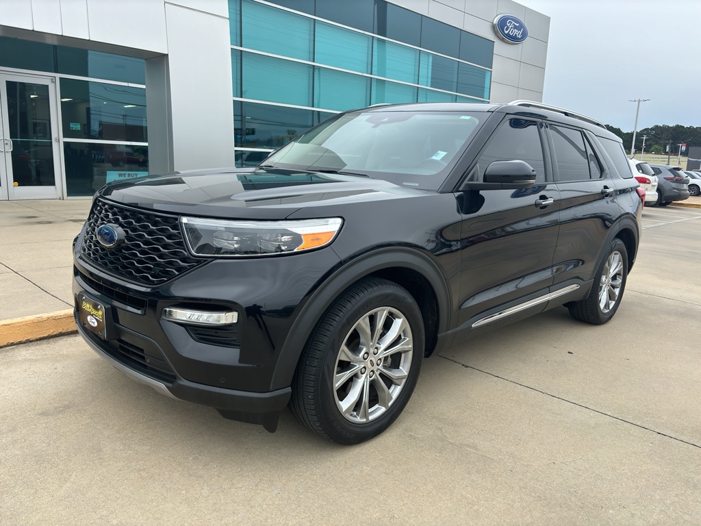 2022 Ford Explorer Limited RWD's photo