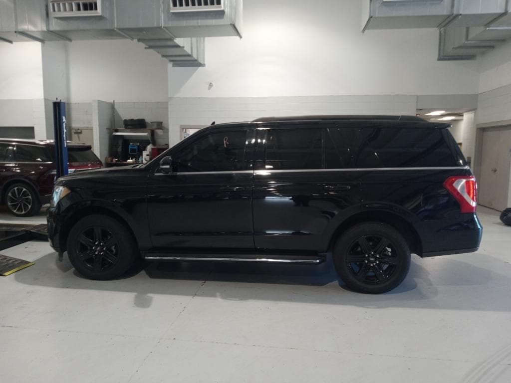 2020 Ford Expedition XLT 8