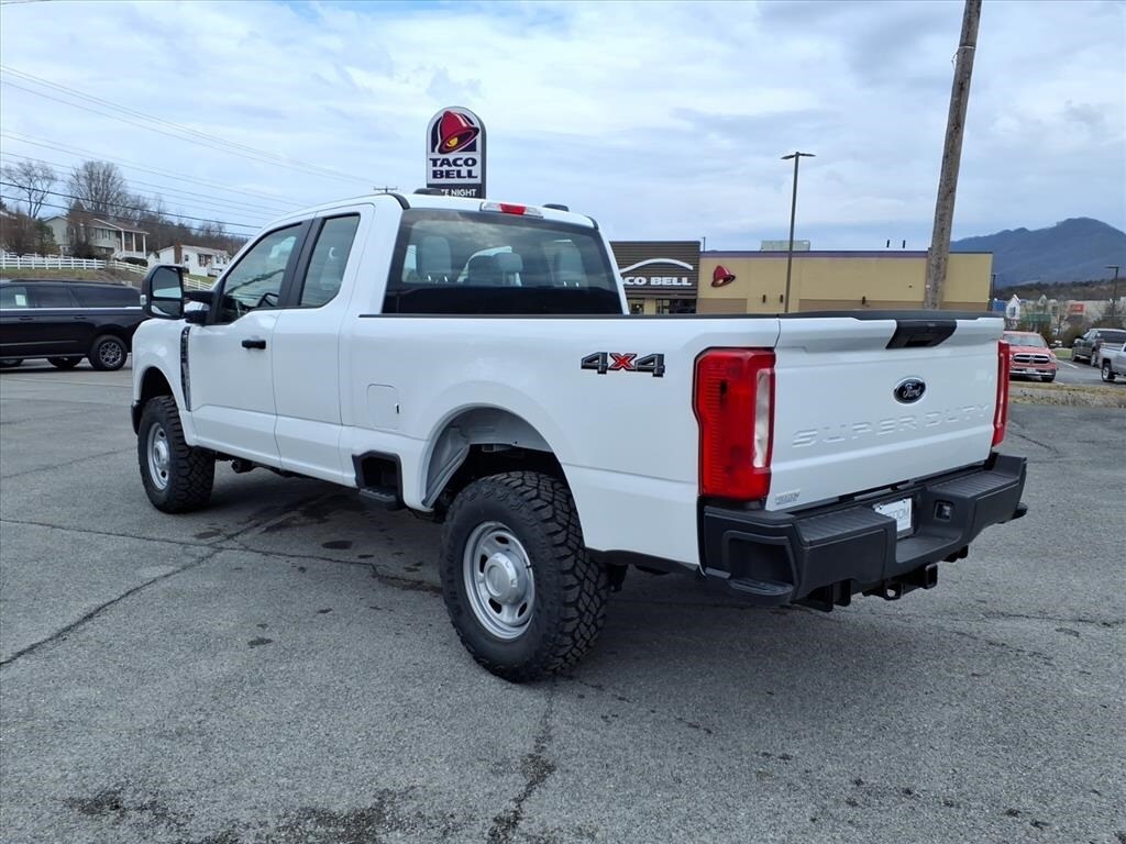 New 2026 Ford F-250 XL Truck Super Cab