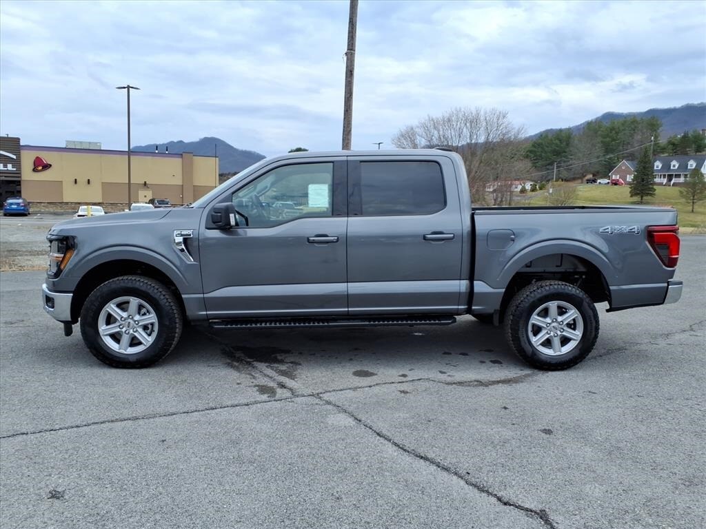 New 2026 Ford F-150 XLT Truck SuperCrew Cab