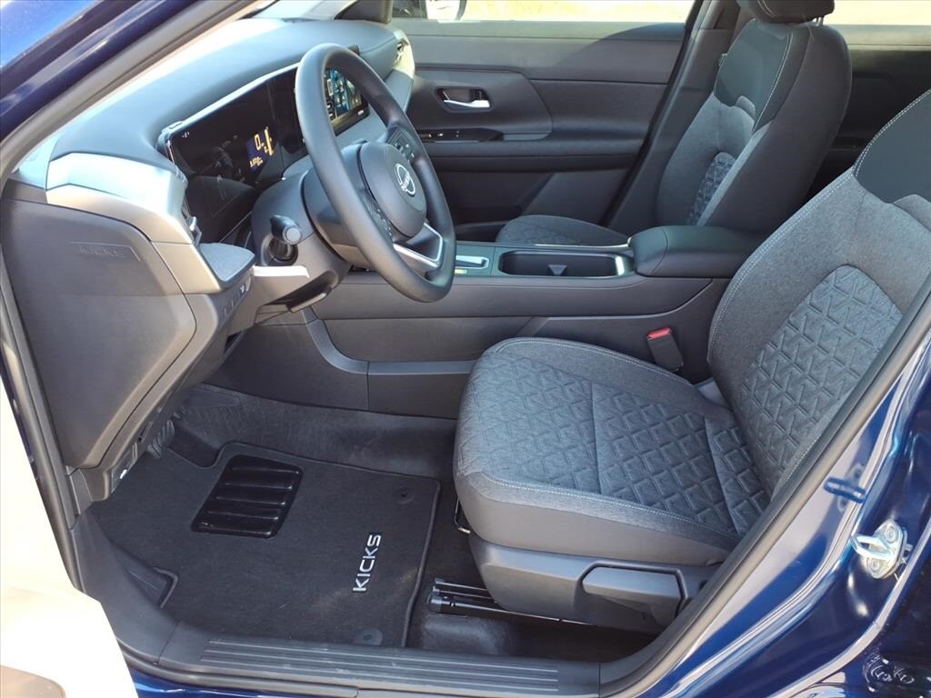 Used 2026 Nissan Kicks SV SUV