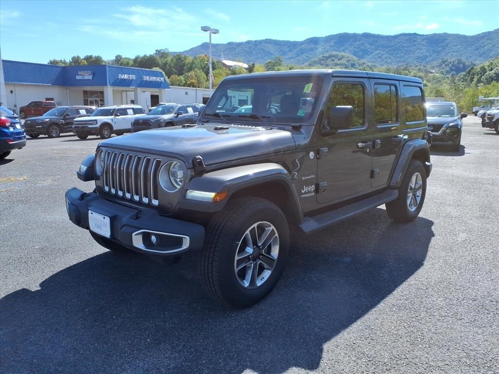 Used 2018 Jeep Wrangler Unlimited Sahara 4x4 SUV