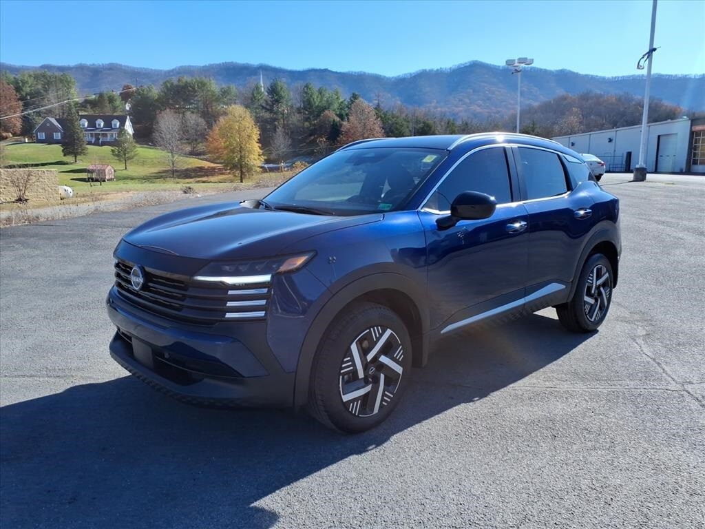 Used 2026 Nissan Kicks SV SUV